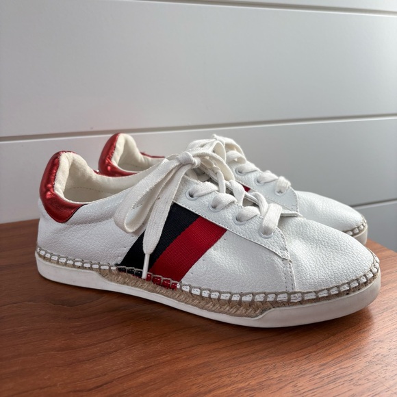 Steve Madden Women's Lex Espadrille White Sneakers Shoes Stripes 6 M EUC Classic - Picture 4 of 9